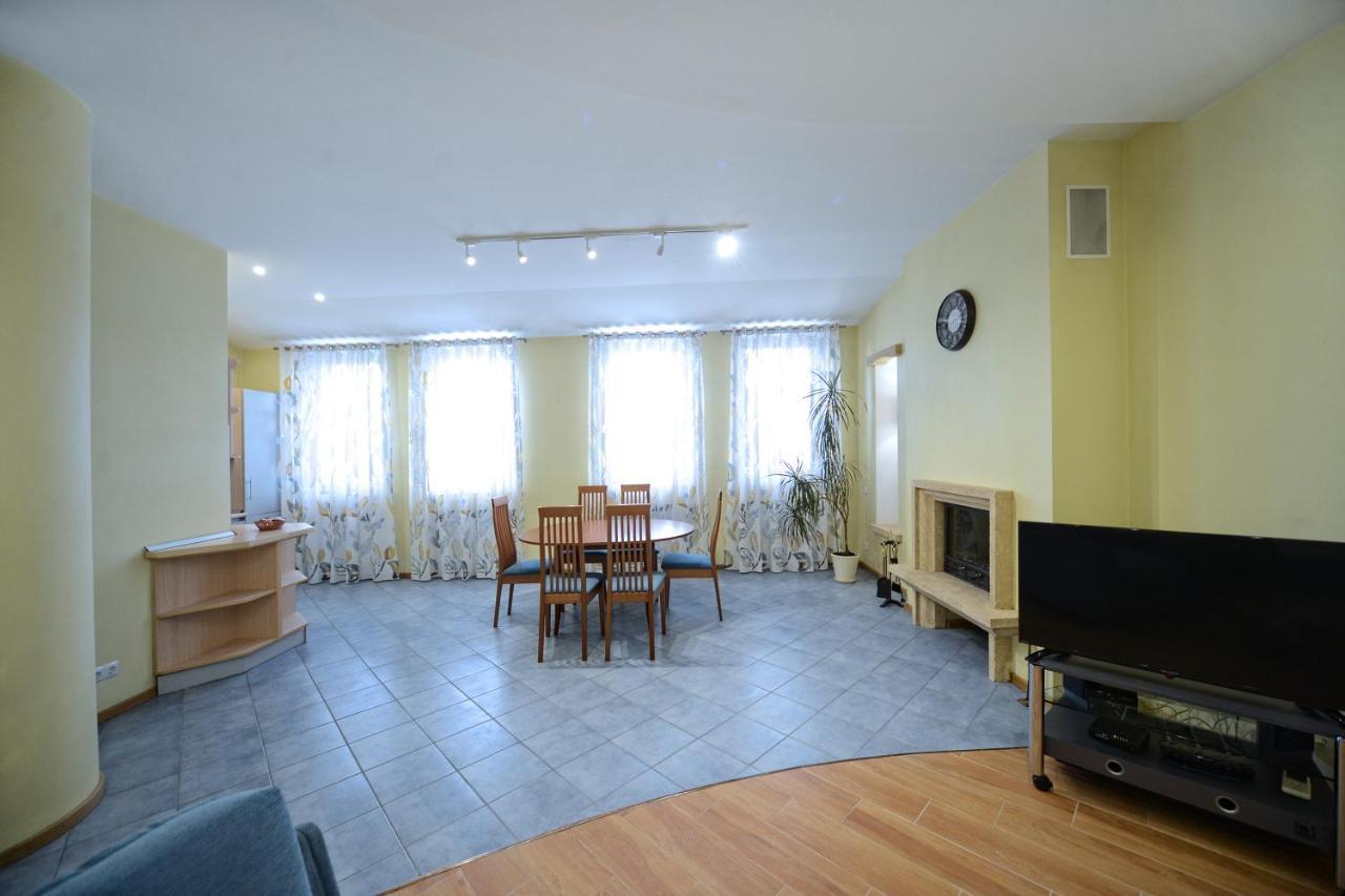 Artol Sophia Apartment Kiev Exterior photo